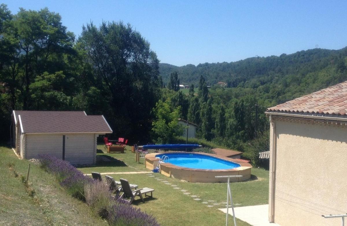 Maison De Vacances Avec Ses Petits Chalets Aouste-sur-Sye Zewnętrze zdjęcie